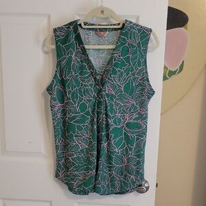 Amana SzLG Elegant Green and Pink Floral vneck button down Blouse